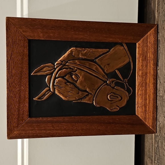Beautiful & RARE Wooden Framed Horse Wall Art Set Copper and Black - Picture 6 of 8